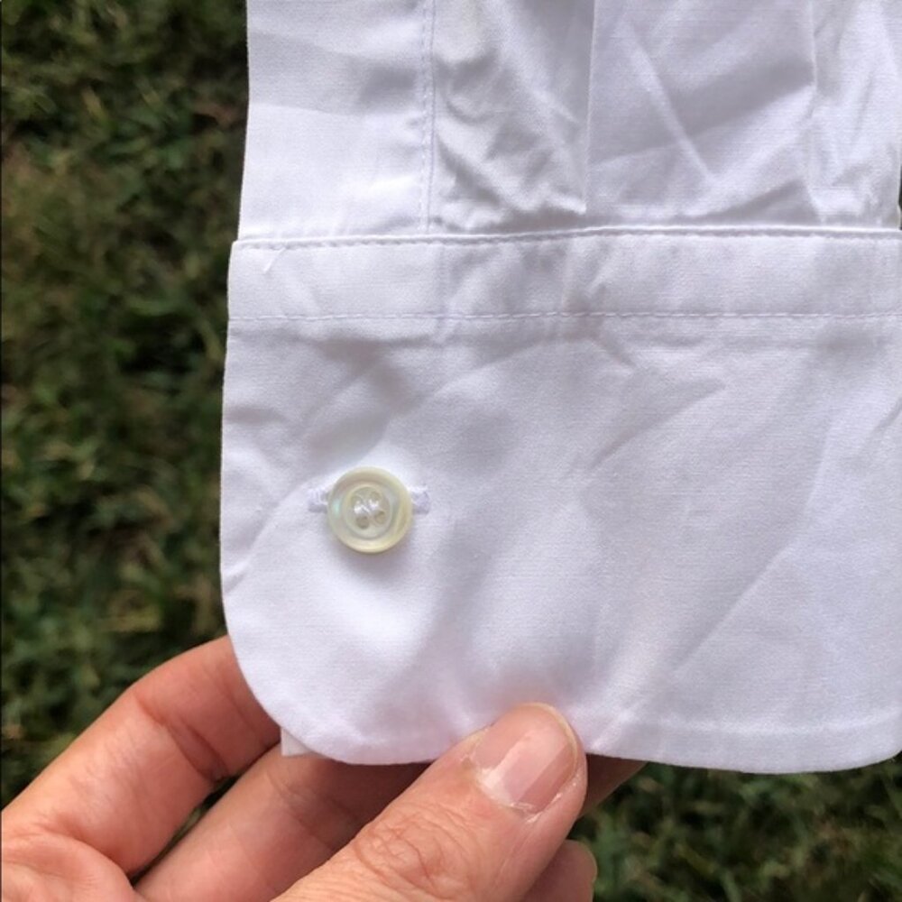 Agnes B. collegiate button up -- must have - image 3